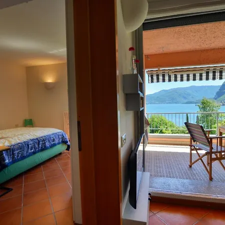 2-bedroom Lakeview Bella Gaeta 公寓