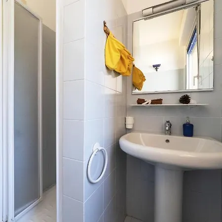 公寓 2-bedroom Lakeview Bella Gaeta 圣西罗