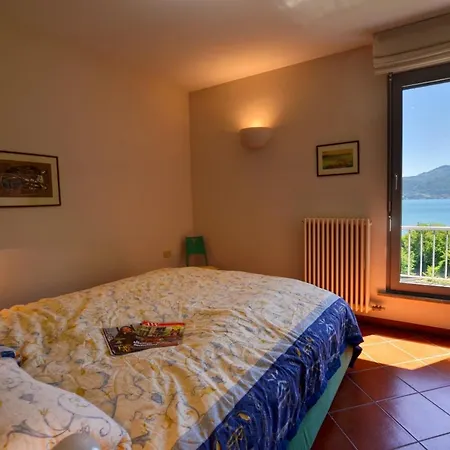 2-bedroom Lakeview Bella Gaeta Apartamento San Siro (Lombardy)